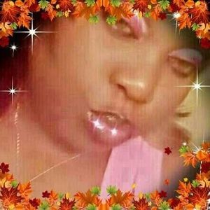 Meet your Posher, Letitia